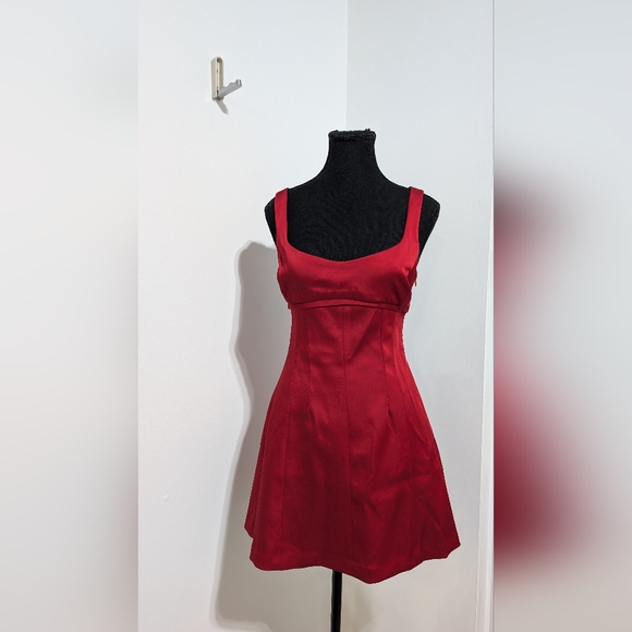 Zara Strapless Scarlet Dress - Picture 1 of 3